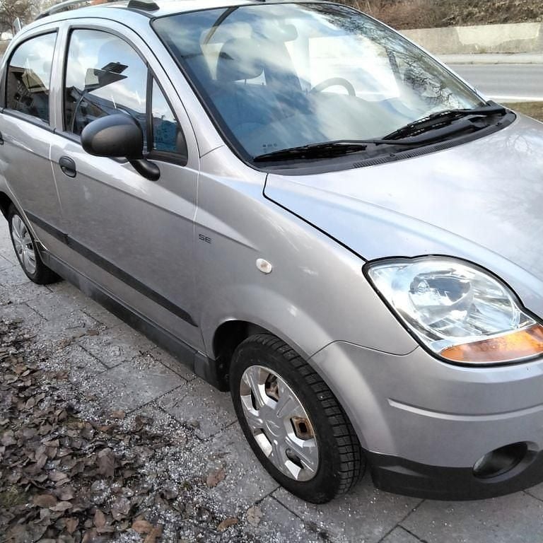 Gebraucht Chevrolet Matiz 52 PS (38 kW) 2009 Silber Kleinwagen