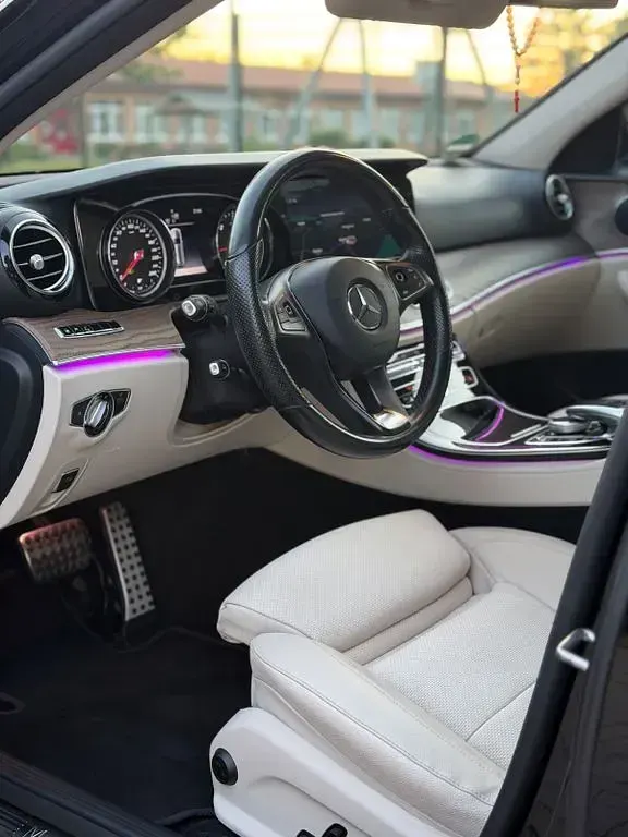 Gebraucht Mercedes E220 All-Terrain 194 PS (142 kW) 2017 Schwarz Kombi