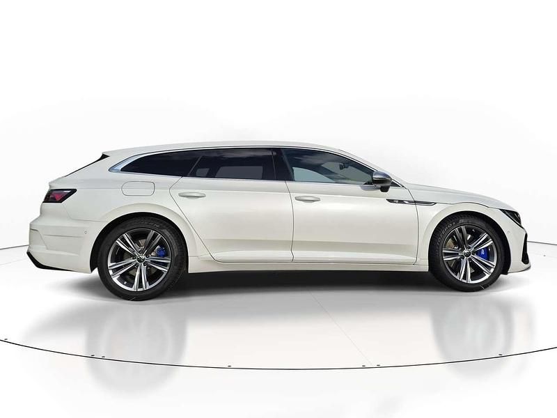 Gebraucht VW Arteon R 320 PS (235 kW) 2024 Oryxweiß perlmutteffekt Kombi