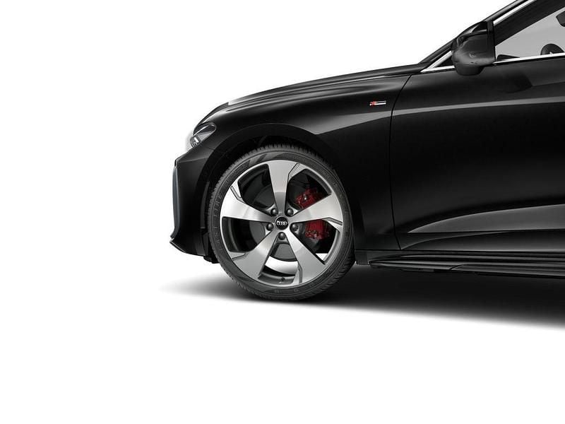 Gebraucht Audi A5 S-Line 204 PS (150 kW) 2025 Mythosschwarz metallic Kombi