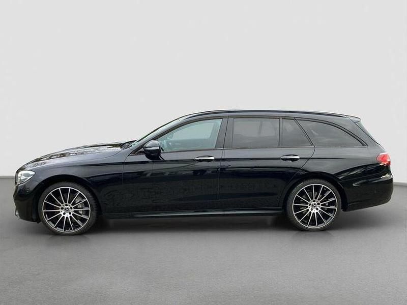 Gebraucht Mercedes E400 AMG 330 PS (242 kW) 2022 Unilack schwarz uni Kombi