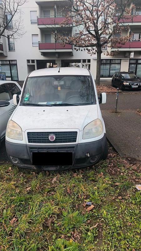 Weiß Gebraucht 2008 Fiat Doblò Van / Kleinbus | 2.200 € (Guter Preis) - Bild 1/3