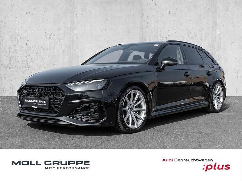 Gebraucht Audi RS4 Ambiente 450 PS (330 kW) 2023 Mythosschwarz metallic Kombi