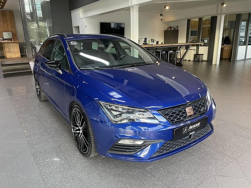 Gebraucht Seat Leon 4Drive 300 PS (220 kW) 2019 Blau metallic