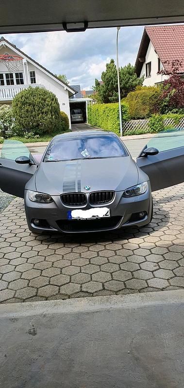 Gebraucht BMW 335 Cabriolet 306 PS (225 kW) 2008 Grau Cabrio