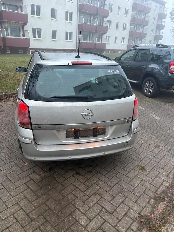 Gebraucht Opel Astra 120 PS (88 kW) 2006 Silber Kombi