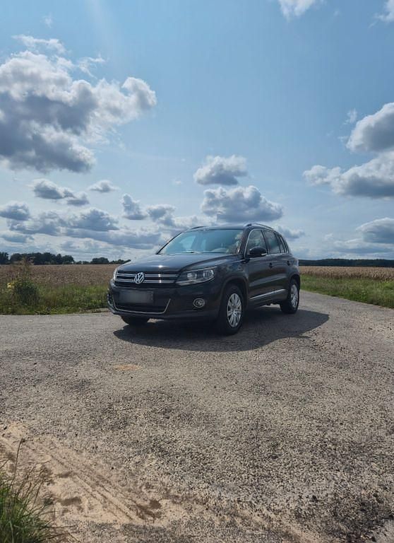Gebraucht VW Tiguan Cup 140 PS (102 kW) 2014 Schwarz SUV