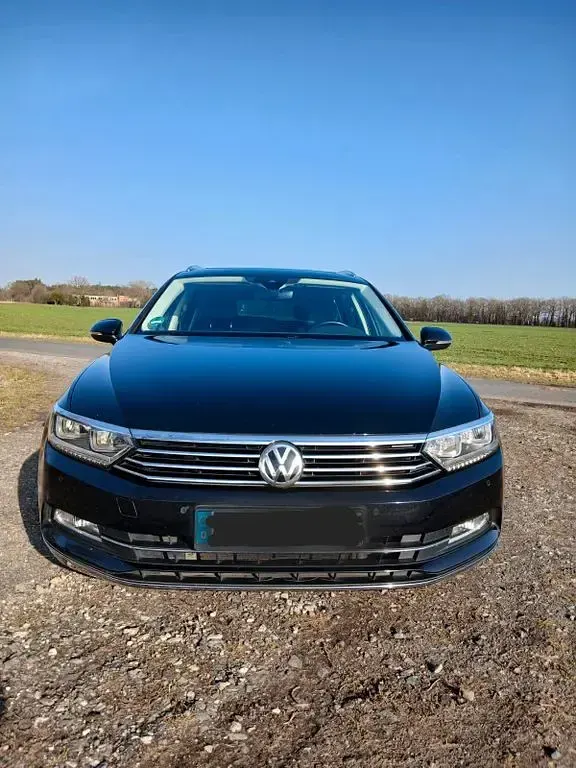 Usata VW Passat Highline 150 CV (110 kW) 2018 Nero Station wagon