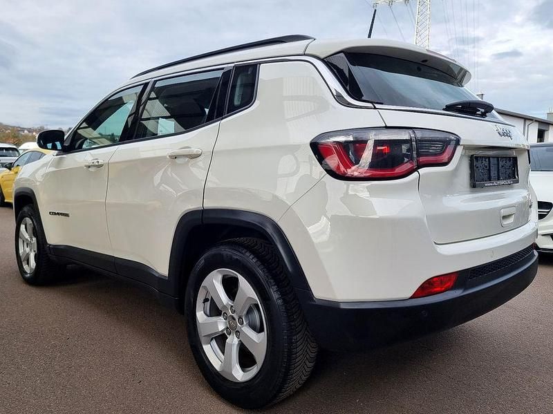 Gebraucht Jeep Compass 140 PS (102 kW) 2018 Weiß SUV