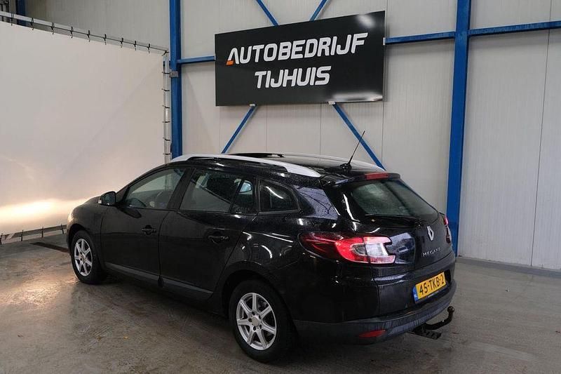 Gebraucht Renault Mégane III Expression 90 PS (66 kW) 2012 Schwarz Kombi