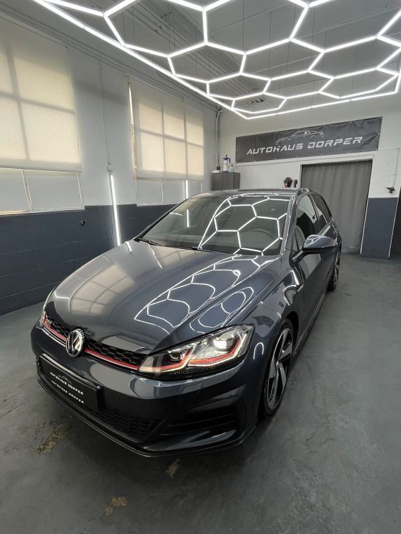 Grau Gebraucht 2017 VW Golf VII GTI Limousine | 17.999 € (Fairer Preis) - Bild 1/4