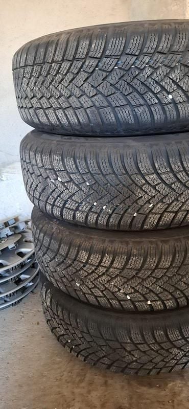 Gebraucht VW Bora Trendline 116 PS (85 kW) 2002 Silber Limousine