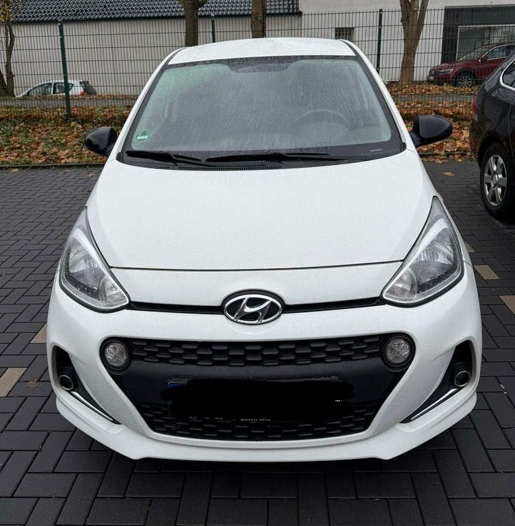 Weiß Gebraucht 2020 Hyundai i10 Kleinwagen | 12.000 € (Fairer Preis) - Bild 1/4