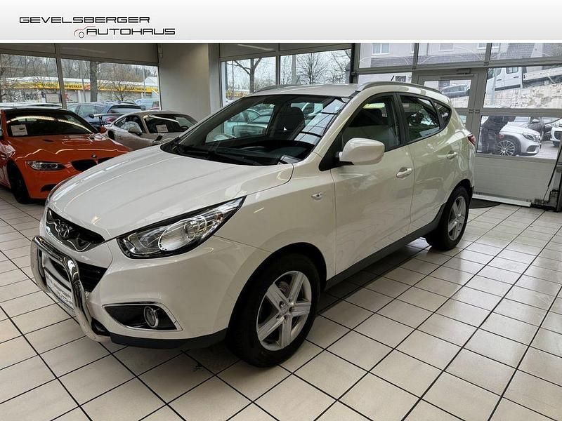 Weiß Gebraucht 2013 Hyundai ix35 Edition SUV | 8.980 € (Fairer Preis) - Bild 1/4