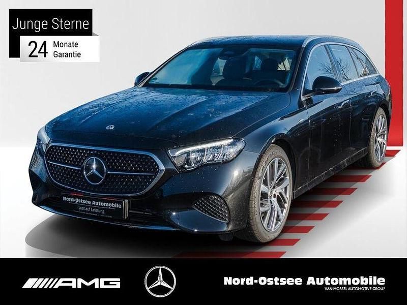 Gebraucht Mercedes E300 Avantgarde 204 PS (150 kW) 2025 Schwarz