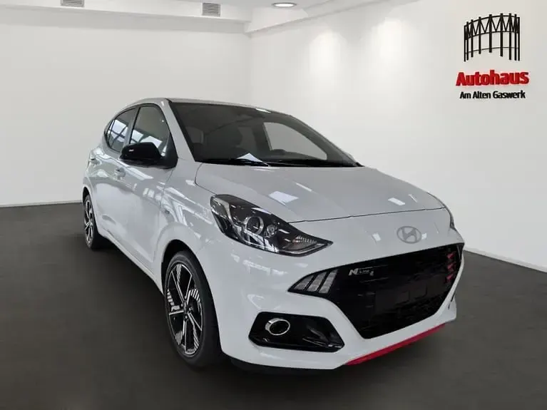 Neu Hyundai i10 N Line 90 PS (66 kW) 2025 Weiss Kleinwagen