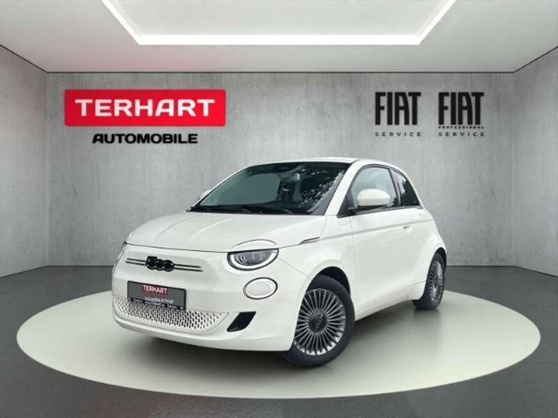 Colore esterno (arktis weiß) Gebraucht 2022 Fiat 500e Icon Kleinwagen | 18.987 € (Fairer Preis) - Bild 1/4