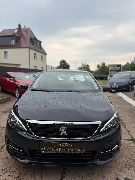 Gebraucht Peugeot 308 SW Active 131 PS (96 kW) 2019 Grau Kombi