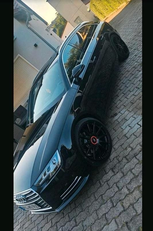 Schwarz Gebraucht 2017 Audi A4 Sport Kombi | 15.900 € (Fairer Preis) - Bild 1/4