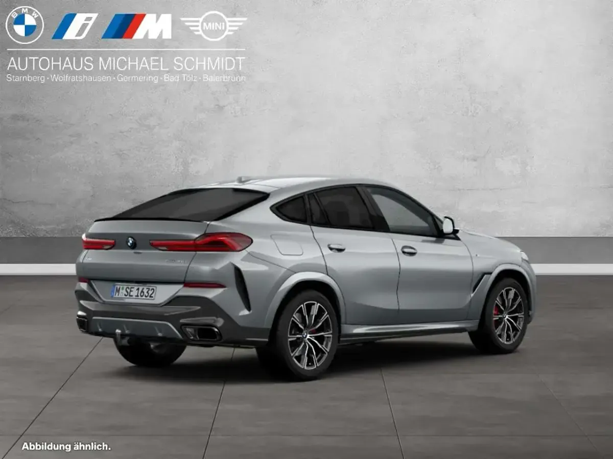 Neu BMW X6 M Sport 352 PS (258 kW) 2025 Grau SUV