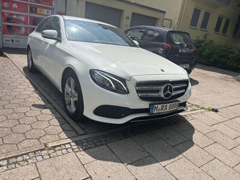 Gebraucht Mercedes E200 184 PS (135 kW) 2018 Weiß Limousine