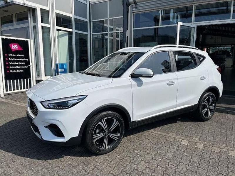 Gebraucht MG ZS Comfort 106 PS (77 kW) 2024 Weiß Limousine