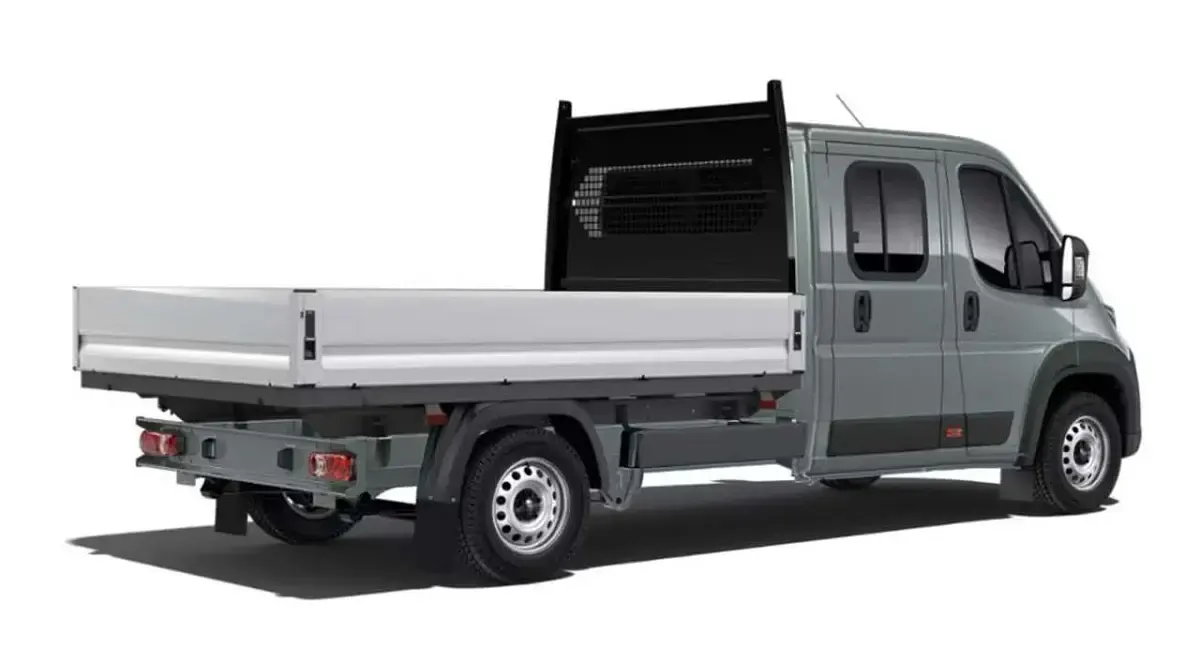Neu Opel Movano 140 PS (102 kW) 2026 Thunder grau Van