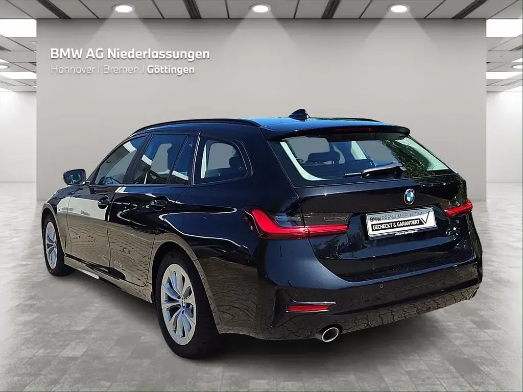 Gebraucht BMW 318 Advantage 150 PS (110 kW) 2022 Schwarz Kombi