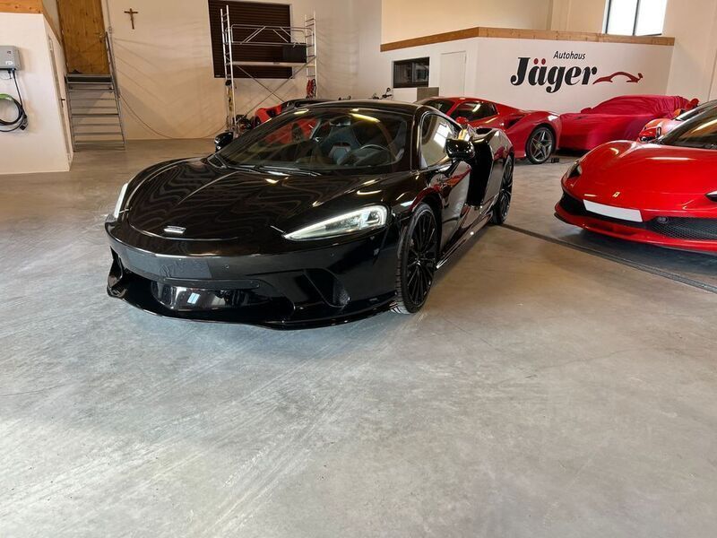 Gebraucht McLaren GT 620 PS (456 kW) 2020 Schwarz metallic Coupé