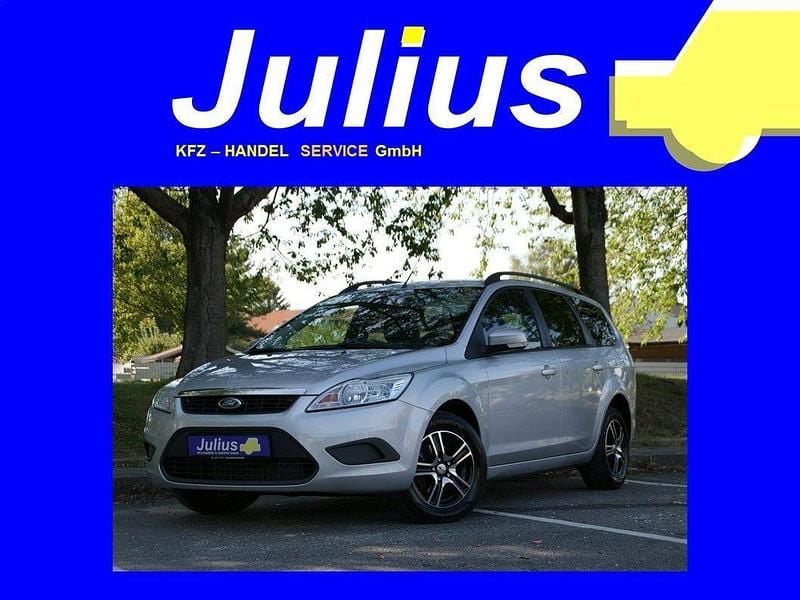 Silber Gebraucht 2011 Ford Focus Kombi | 2.590 € (Fairer Preis) - Bild 1/4