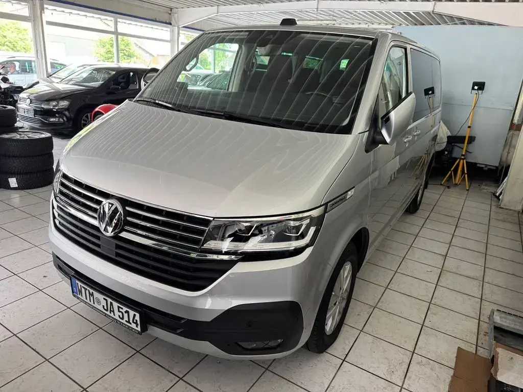 Gebraucht VW Caravelle Comfortline 150 PS (110 kW) 2019 Silber Van