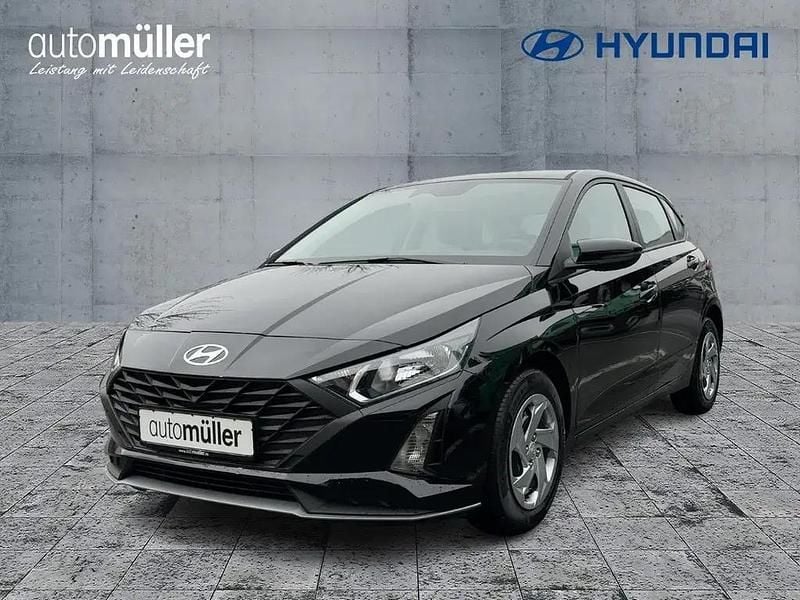 Schwarz Neu 2024 Hyundai i20 Select Kleinwagen | 17.122 € (Guter Preis) - Bild 1/4