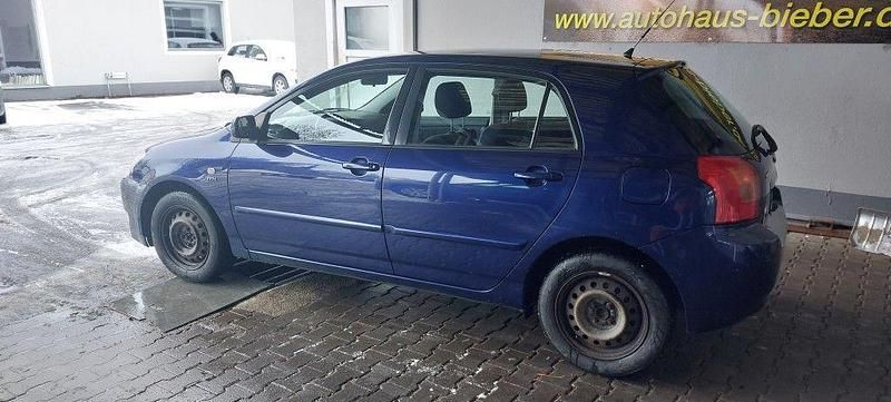 Gebraucht Toyota Corolla 97 PS (71 kW) 2003 Blau Limousine