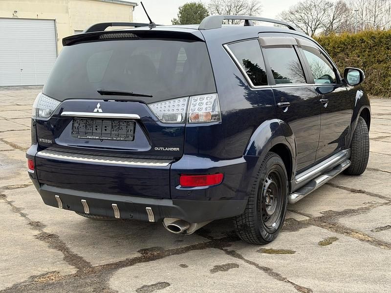 Gebraucht Mitsubishi Outlander 147 PS (108 kW) 2011 Blau SUV