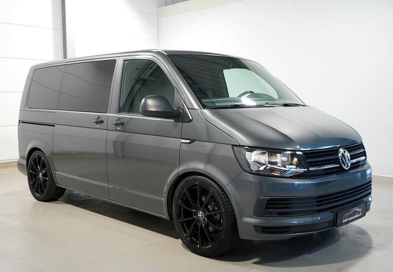 Grau Gebraucht 2017 VW Multivan Van | 27.980 € (Superpreis) - Bild 1/4