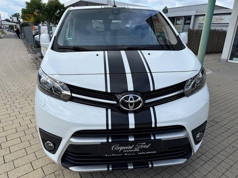 Gebraucht Toyota Proace Verso 120 PS (88 kW) 2018 Weiß Kombi