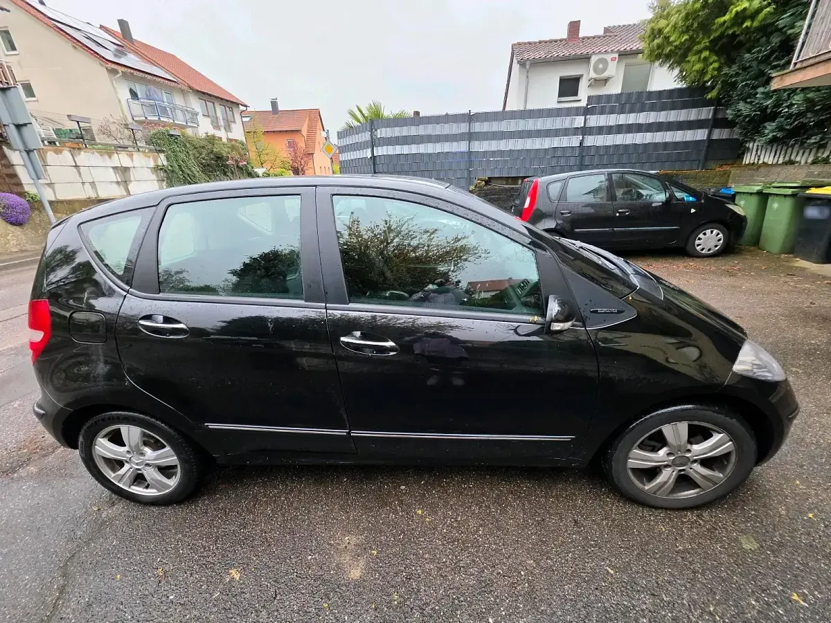 Gebraucht Mercedes A170 Elegance 116 PS (85 kW) 2006 Schwarz Kleinwagen
