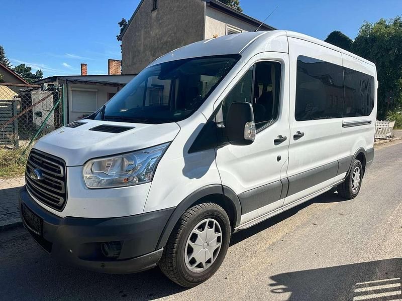 Frozen white Gebraucht 2019 Ford Transit Trend Van / Kleinbus | 15.500 € (Fairer Preis) - Bild 1/4