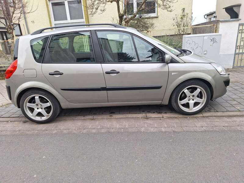 Silber Gebraucht 2007 Renault Scénic II Exception Van / Kleinbus | 2.800 € (Fairer Preis) - Bild 1/4