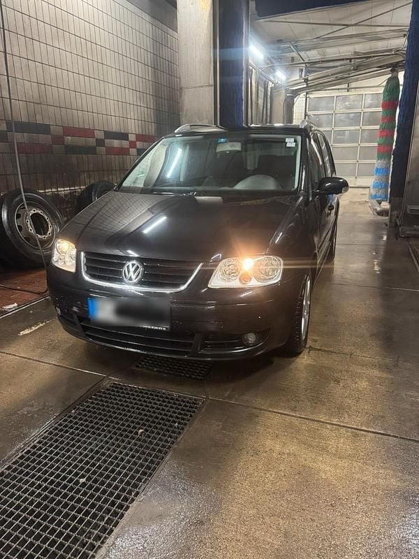 Gebraucht 2004 VW Touran Van / Kleinbus | 1.050 € (Superpreis) - Bild 1/4