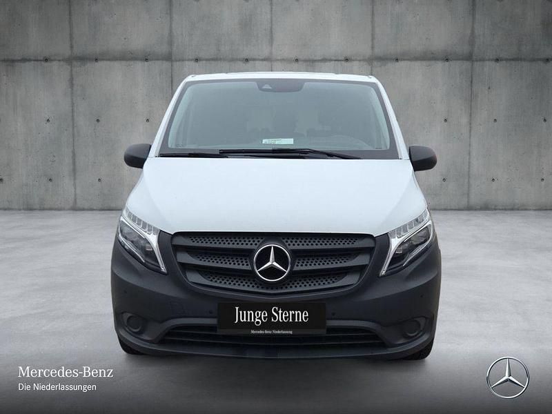 Gebraucht Mercedes Vito 237 PS (174 kW) 2021 Weiß Van