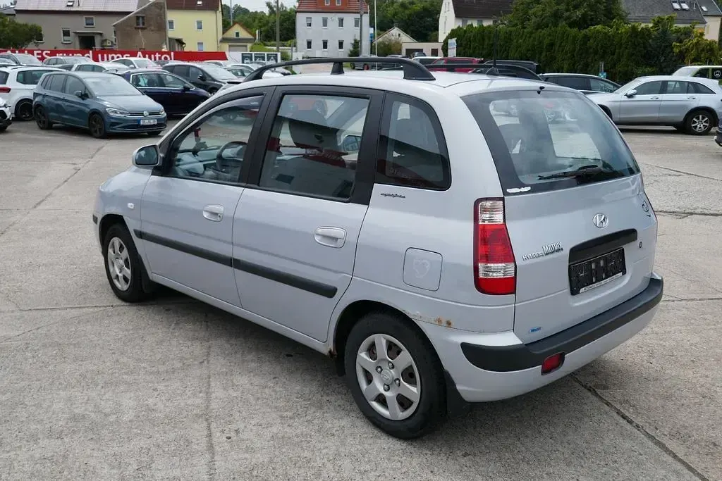 Gebraucht Hyundai Matrix GLS 103 PS (75 kW) 2006 Silber Van / Kleinbus