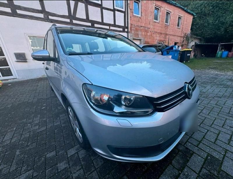 Gebraucht VW Touran 105 PS (77 kW) 2013 Silber Van / Kleinbus