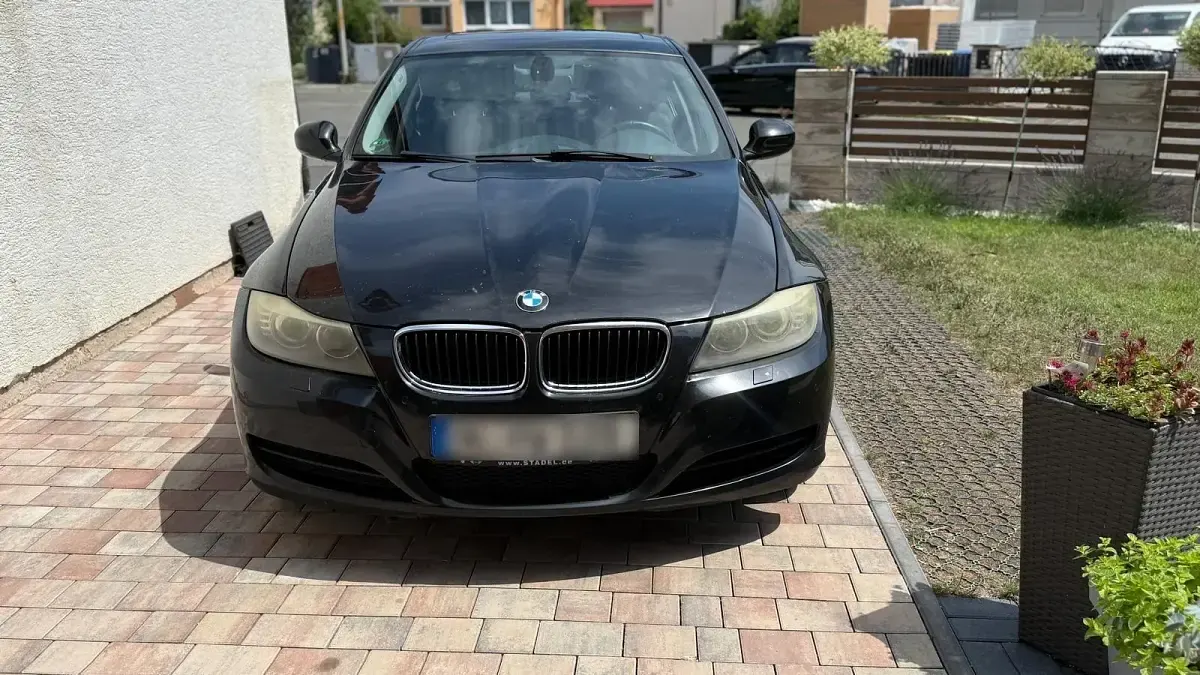 Gebraucht BMW 316 116 PS (85 kW) 2009 Schwarz Limousine
