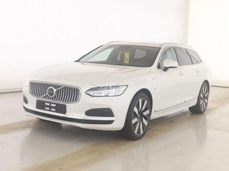 Gebraucht Volvo V90 Plus 253 PS (186 kW) 2025 Crystal white / metallic Kombi