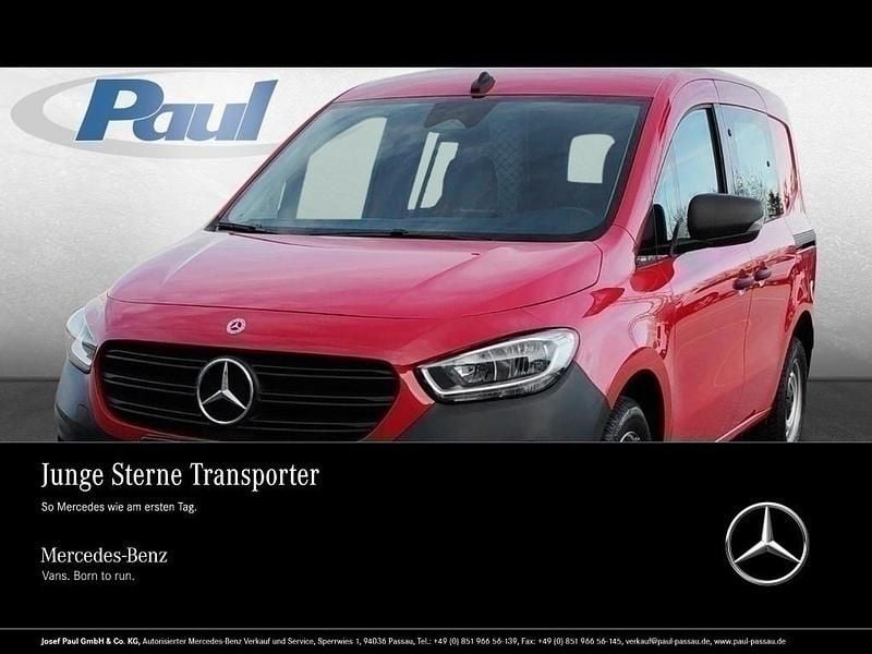 Rot Gebraucht 2022 Mercedes Citan 112 Kombi | 17.255 € (Guter Preis) - Bild 1/4