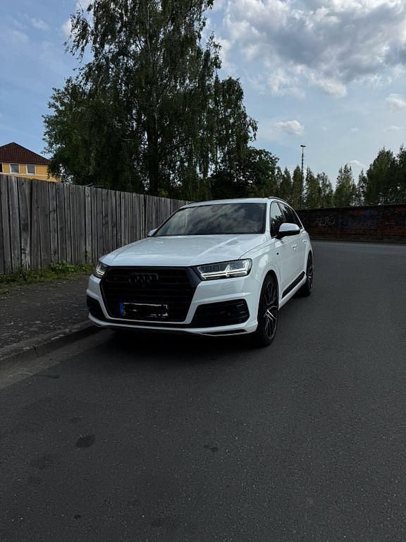 Weiß Gebraucht 2017 Audi SQ7 Sport SUV | 25.500 € (Superpreis) - Bild 1/4