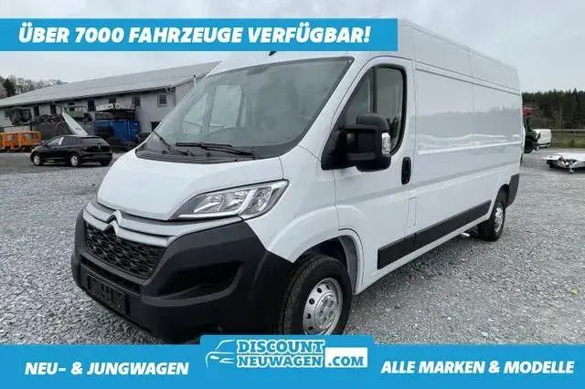 Weiß, lackierung weiss icy/de... Gebraucht 2023 Citroën Jumper Van / Kleinbus | 30.790 € (Etwas zu teuer) - Bild 1/4