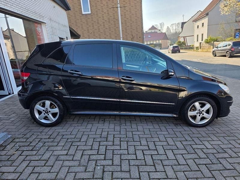Gebraucht Mercedes B170 116 PS (85 kW) 2005 Schwarz Van / Kleinbus