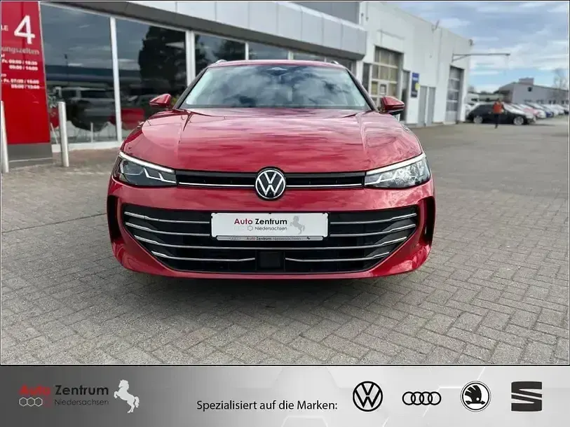Gebraucht VW Passat Business 150 PS (110 kW) 2024 Chili red metallic Kombi